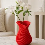 Heart Spiral Vase in Red